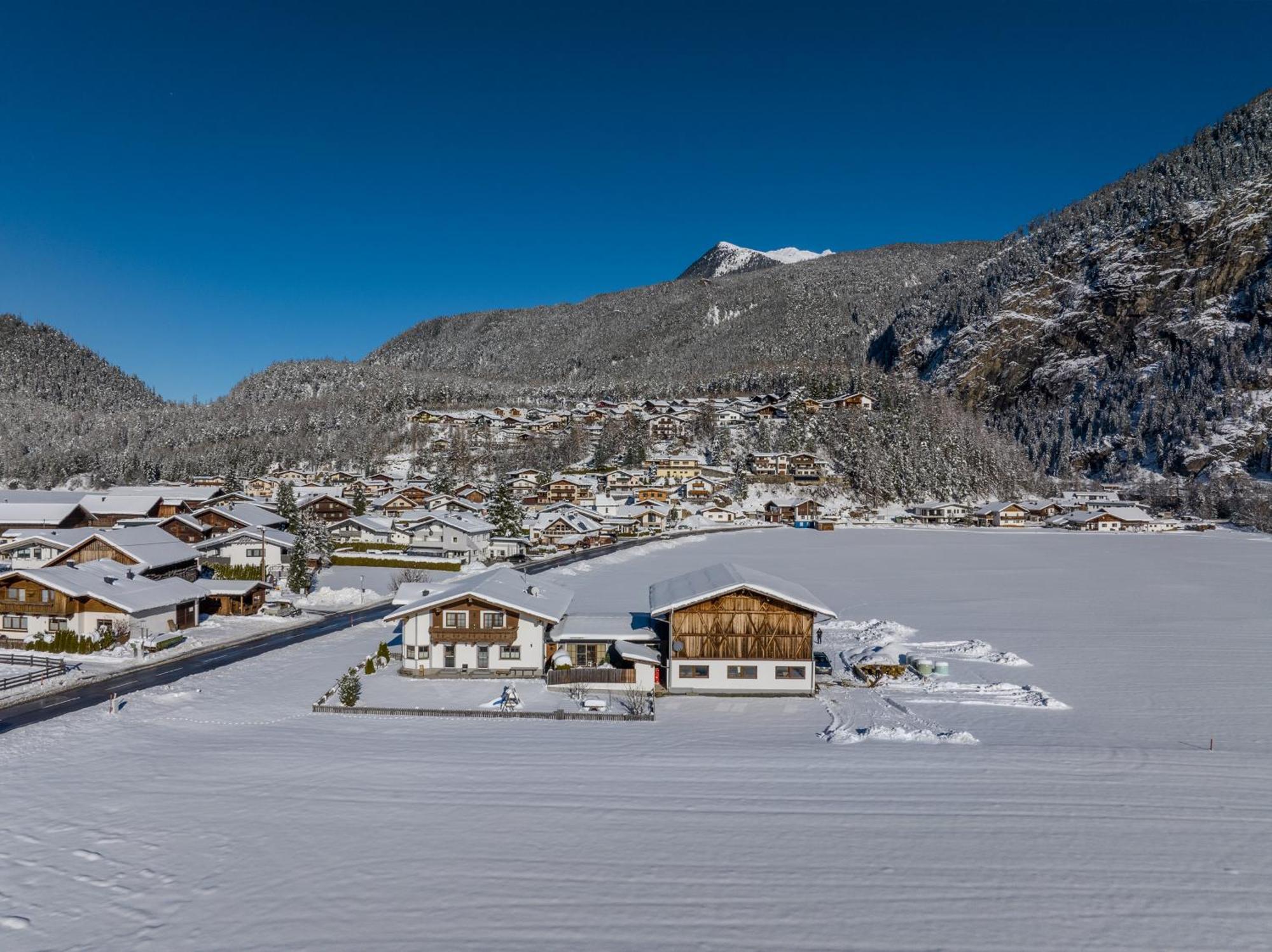 Landhaus Oetztalblick Längenfeld Eksteriør bilde